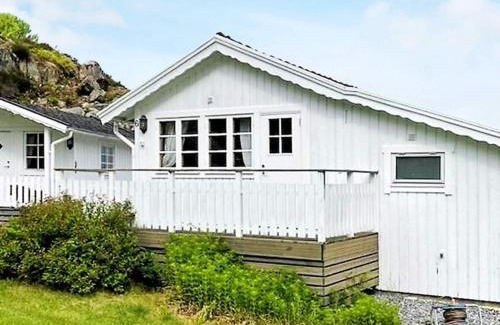 Lokholmen Casa | 4 person holiday home in STRÖMSTAD