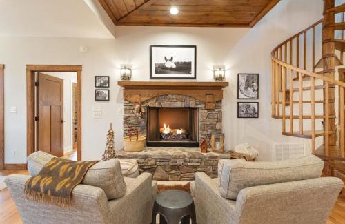 Boone Casa | 4 Pines