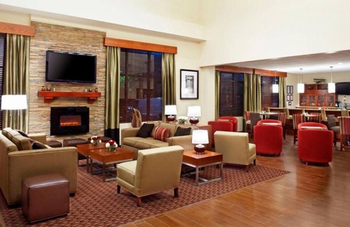 Southeast Houston Casa | 4 Relaxing Units, Swimming Pool, Free Parking, Near The Gardens Houston