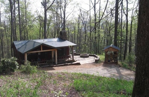 Saluda Cabaña | Cabaña de 4 estaciones en el bosque con sendero al uso privado del lago
