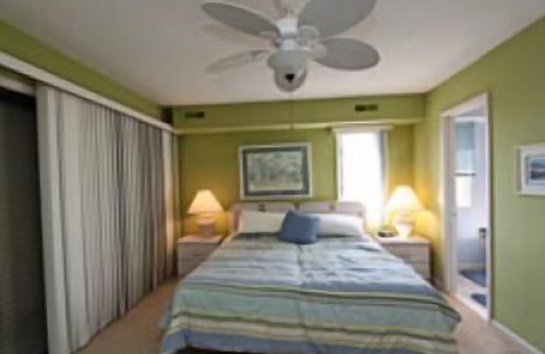 Fenwick Island Casa | 4 Shelter Beach Semi-Oceanfront casa en ciudad con vistas increíbles