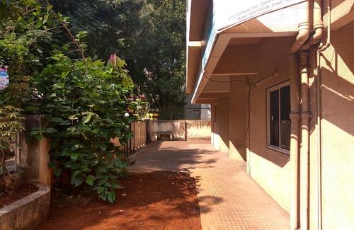 Kothrud Casa | 4 camas individuales ¡Estancia compartida para familiares y amigos!