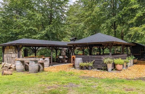Wolfheze Casa | 4 Spacious Units w/Forest Vistas and Indoor Pool - Ideal for Relaxation