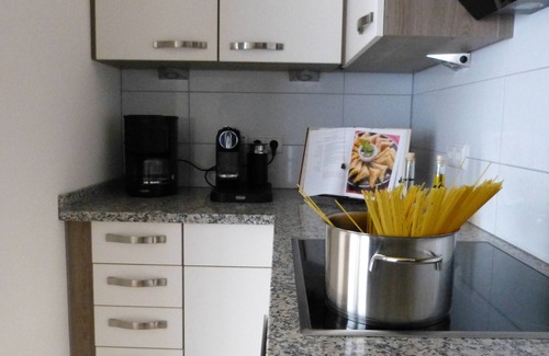 Buchenau Apartamento | 4 star FEWO on the ground floor, parking lot and wallbox, sep. Entrance, terrace, beach chair