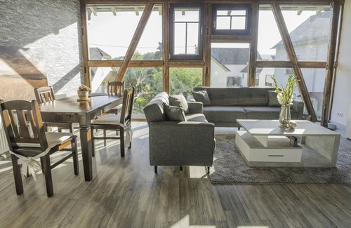 Oberneisen Casa | 4 Sterne Ferienwohnung Rabenlay