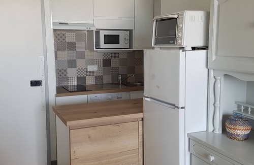 La Rochelle Apartamento | 40 m2 apartment with swimming pool in condominium with lovely view of the Minimes harbor