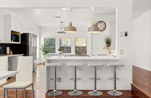 North San Antonio - SAT Casa | Modern 5 Bedrooms in SA Chef Kitchen, Game Lounge