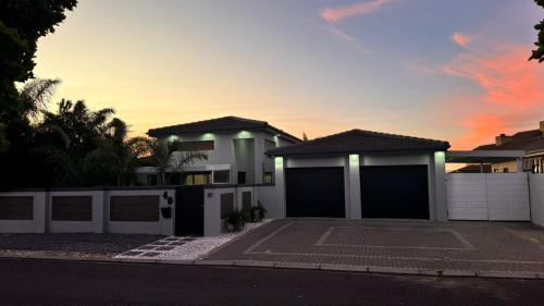 Trawal Casa | 40 On Vleiland
