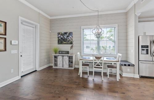 King City Casa | 400 Ocean Blvd. #1200