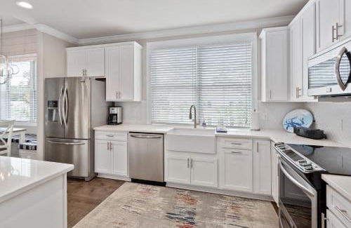 King City Casa | 400 Ocean Blvd. #1200