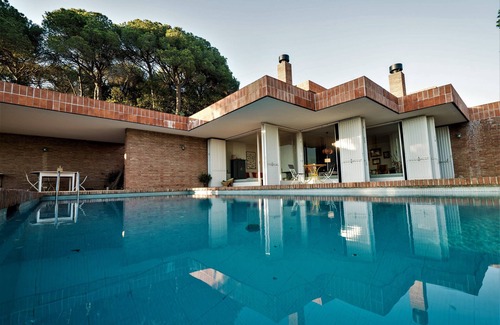 Sant Feliu de Codines Casa | 400m2 swimming pool. Architect Coderch. 35min BCN