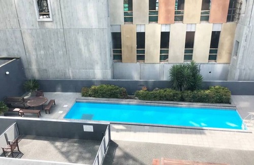 Auckland Central Business District Apartamento | 401/138 Anzac Av · Auckland City Apt Wi-fi & possible carpark