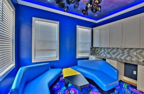 Loughman Casa | 4011-OL-Music Genres themed with bowling alley