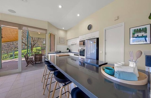 Buckland Casa | 401Buckland, Buckland