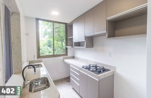 Belo Horizonte Apartamento | 402 Short-stay apartment near vila da serra