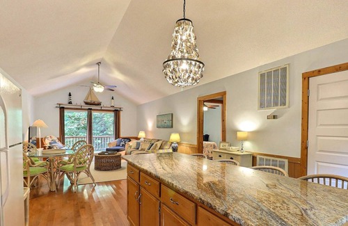 Sea Scape Casa | 4029 Lunar Cottage * Half Mile to Beach