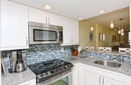 Bethany Beach Condominio | 405 Chesapeake Luxury Sea Colony Oceanfront 2BD/2BA Condo
