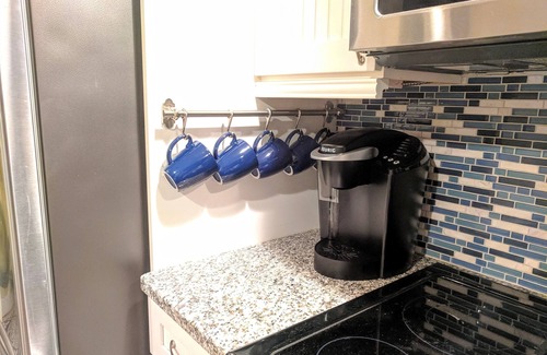 Bethany Beach Condominio | 405 Chesapeake Luxury Sea Colony Oceanfront 2BD/2BA Condo