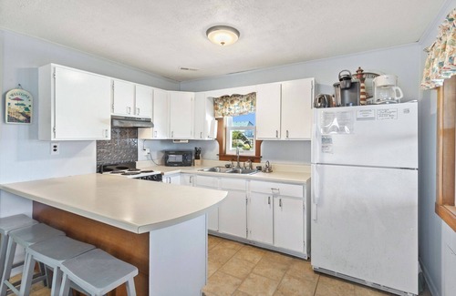 Kitty Hawk Casa | 4072 Jo's Bungalow * 3 Min to Beach