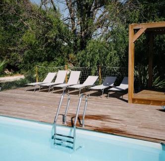 Althen-des-Paluds Casa | 40m2 suite in 18th-century Provencal farmhouse