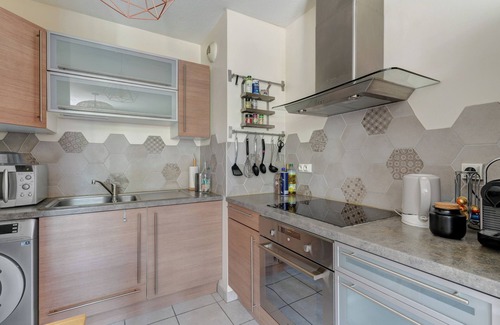 Viviani - Bonnevay Apartamento | ⭐️40m2, terraza + jardín cerca de Eurexpo, Gerland⭐️
