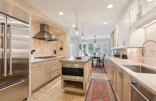 Beach Lagoon Villa | 41 Turtle Lane Club - Sea Pines Townhome, Walk to the Beach!