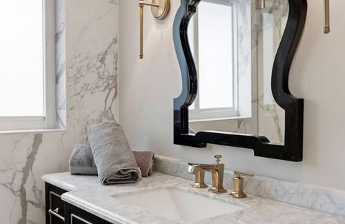 Central Corals Villa | 4100 Hyde Cove of Oakland Park with Free parking