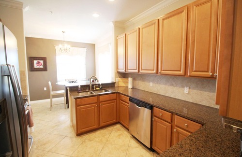 Bradenton Casa | 412-103 Gorgeous two lakes golf view Coach home