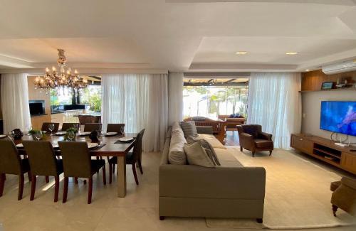 Centro Casa | 415 - Casa frente mar para alugar Bombinhas com 4 suítes