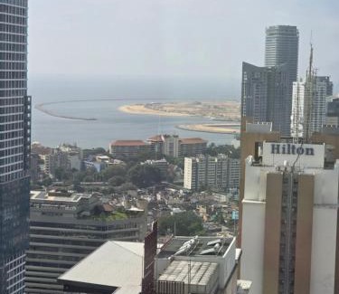 Ibbanwala Apartamento | 41st Floor TRIZEN Smart Luxury Apartment with sea view and portcity view