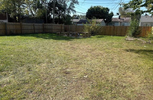 Detroit Casa | 420 friendly on detroit’s east side Charming 3-bedroom house with WiFi and AC