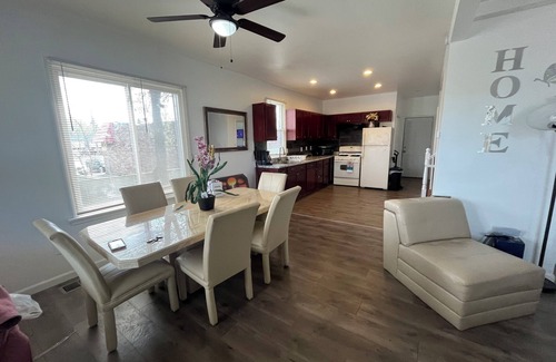 Detroit Casa | 420 friendly Spacious 3-bedroom house in cool Detroit with WiFi and AC