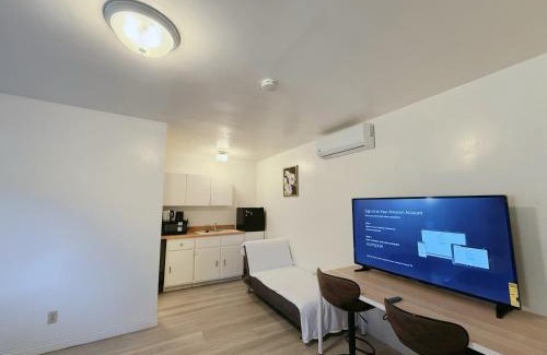 San Gabriel Casa | 426后院小屋