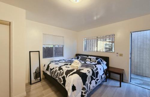 San Gabriel Casa | 426后院小屋