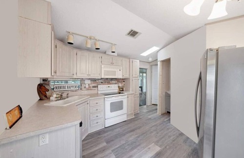 River Ranch Casa | 429b) Unique home in fun community!