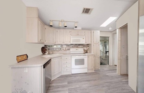 River Ranch Casa | 429b) Unique home in fun community!