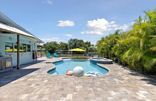Cocoa Isles Casa | 436 Cocoa Isles Blvd