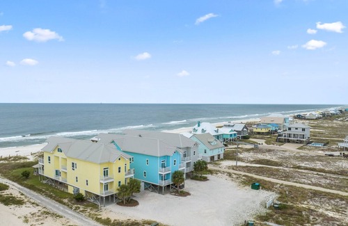 Southpointe Casa | 4364 HWY 180 Fort Morgan - 4 Bedroom Beachfront