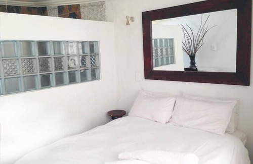 Ermelo Casa | 44 On Ennis Guest Lodge and Restaurant