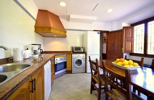 Petra Villa | 44204 Villa Son Perxa