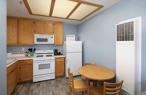 Oceano Condominio | 444 Pier Ave. #302: 1 BR, 1 BA Condominium in Oceano, Sleeps 4