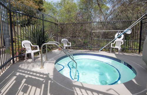 Oceano Condominio | 444 Pier Ave. #403: 1 BR, 1 BA Condominium in Oceano, Sleeps 2