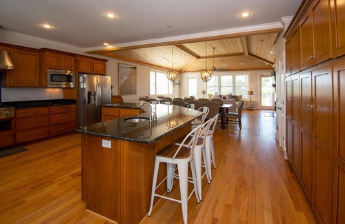 Saint Helena Island Casa | 449 Tarpon Blvd