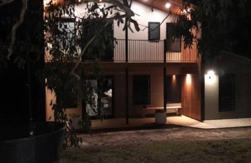 Surveyors Bay Casa | 44onRoaring - in the Huon Valley