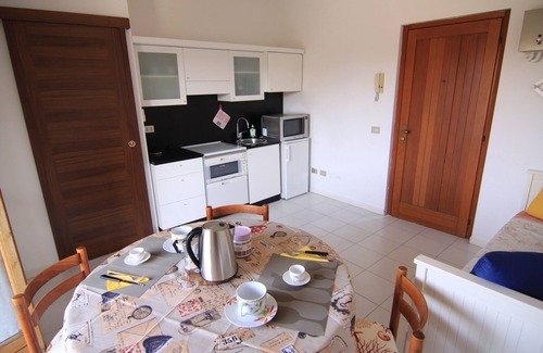 Arese Apartamento | Apartamento de 45 m2 en Arese (Mi) cerca de RHO Fiera (3 KM) y en el centro de Milán