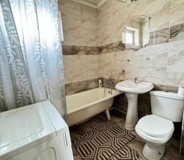 Shymkent Apartamento | 46 Самый центр Идеально для командированных и туристов Чисто оснащенно исправно уютно вместительно