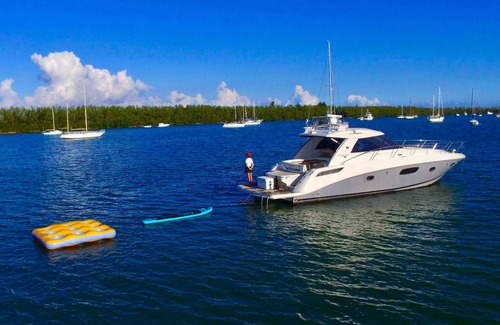 Key Biscayne Alquiler De Eote | 46' Sea Ray - Luxury Yacht Rental in Key Biscayne!