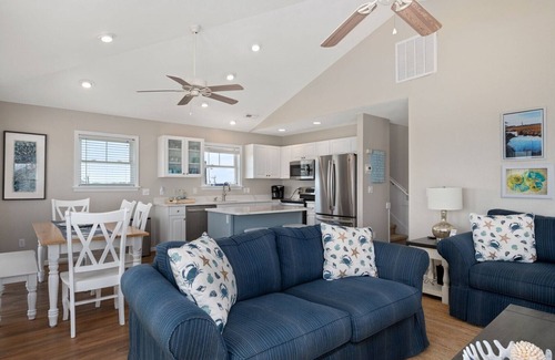 South Nags Head Casa | 471 - South Nags Head Semi-Ocean Front with Hot Tub and Gorgeous Ocean Views