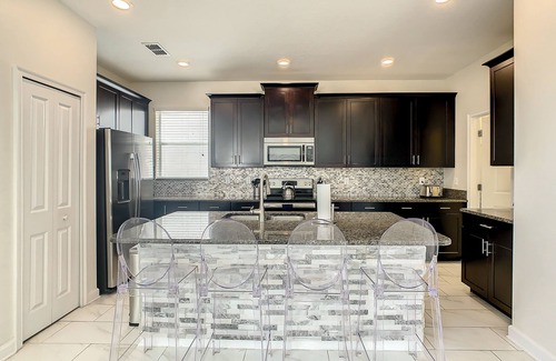 Kissimmee Casa | A minutos de distancia de World Disney / 5 habitaciones / 5 baños