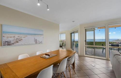 Encounter Bay Casa | 48 Rumbelow St - BYO Linen - Sea Views - Family Friendly